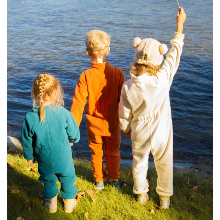 Фото 8 Комбинезон флисовый HYGGEBABY Sandshell (бежевый) 112620 Hygge FLIS-BEJ